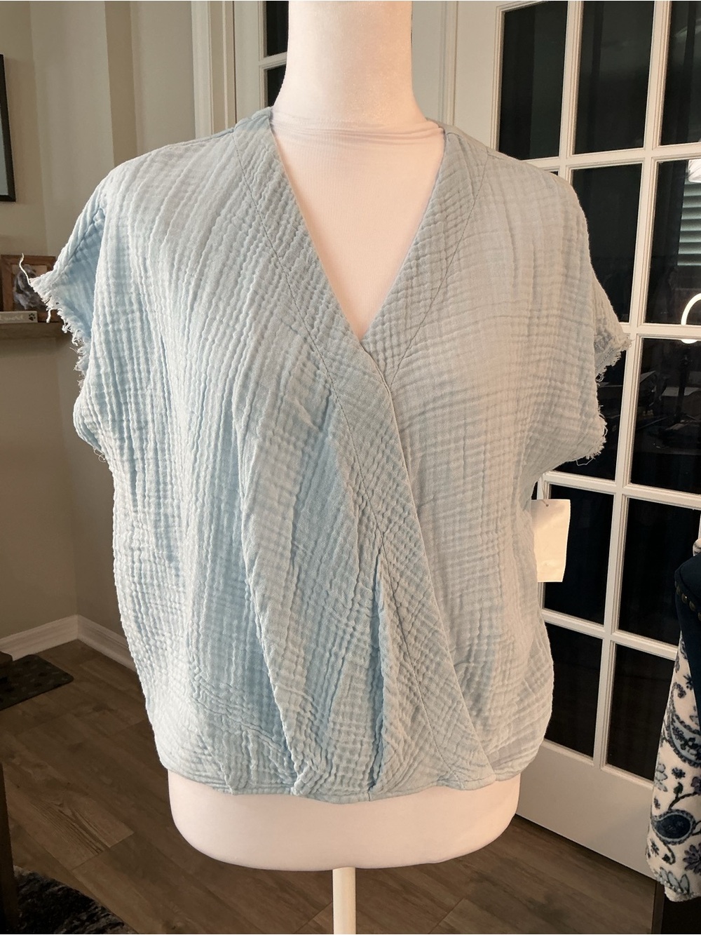 NWT Michael Stars Light Blue Double Gauze Cotton Surplice Wrap Top Size Small - Picture 4 of 12